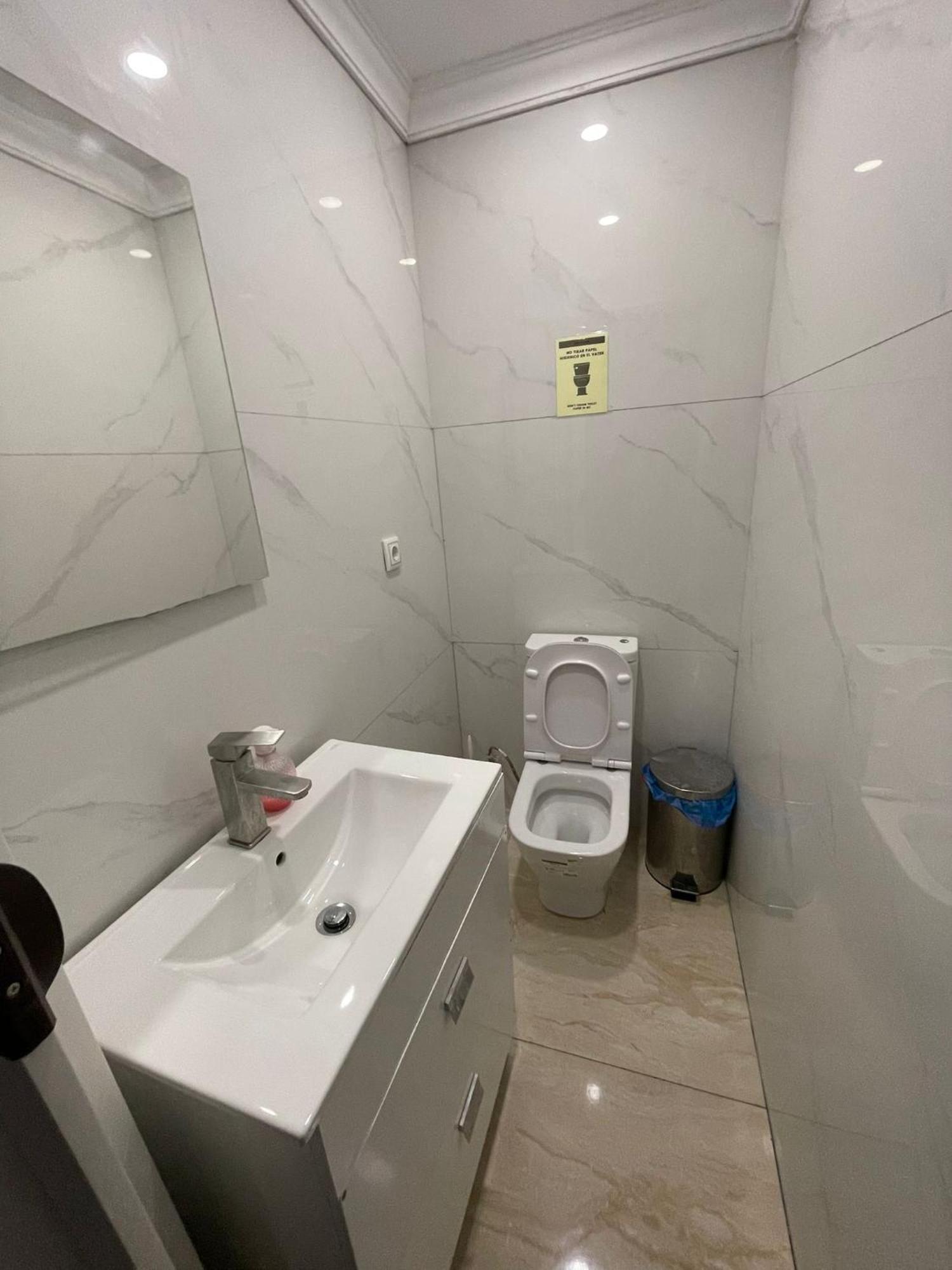 Just Hostel Capsules Alicante Kültér fotó